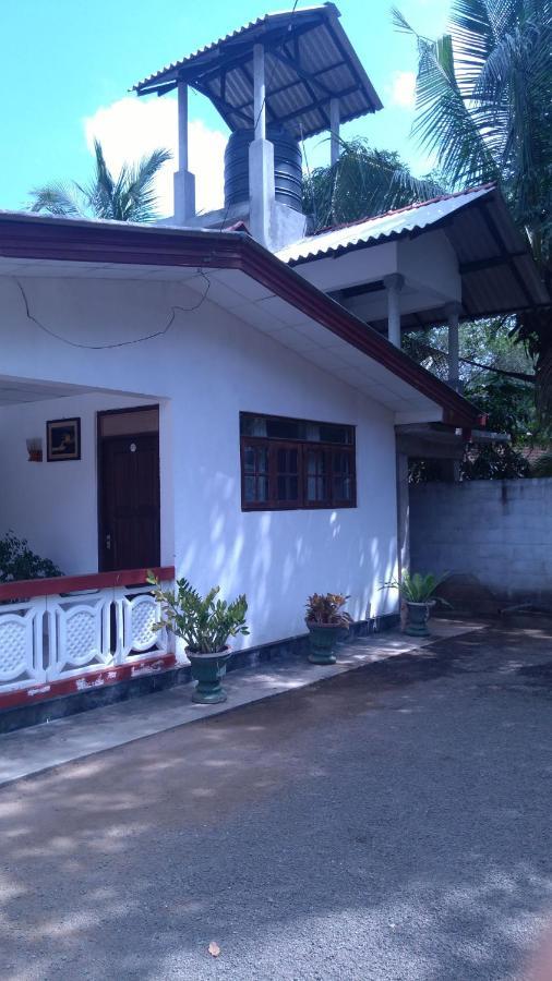 Umaya Holiday Home Anuradhapura Luaran gambar